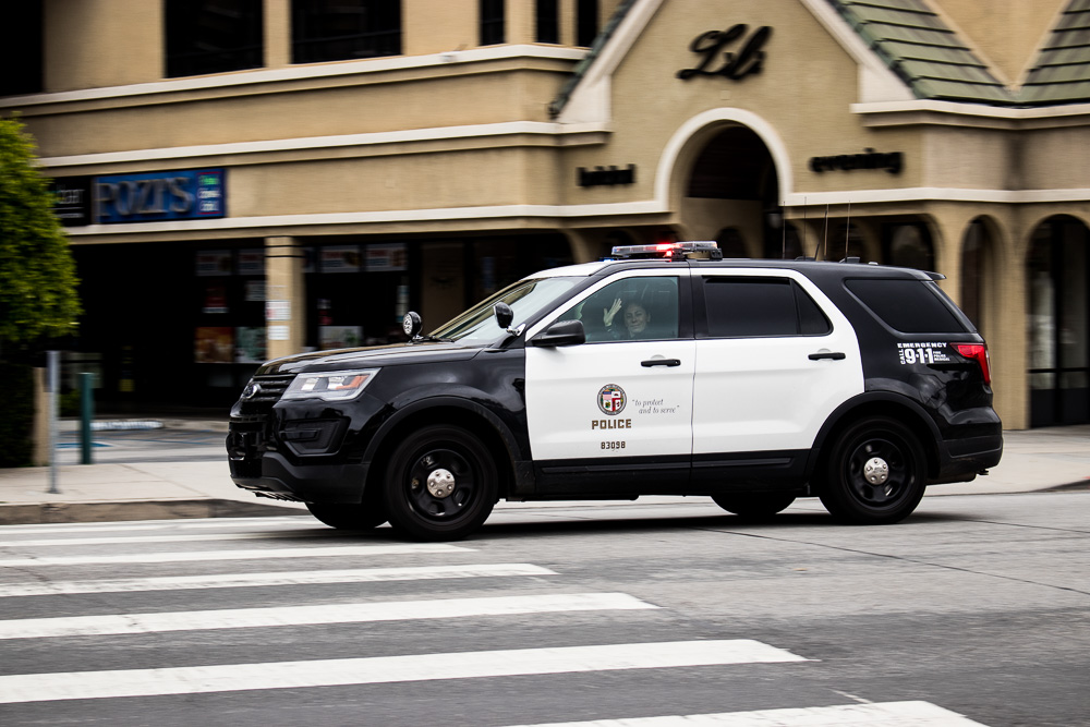 Detroit, MI - Officer Injured at Accident Investigation