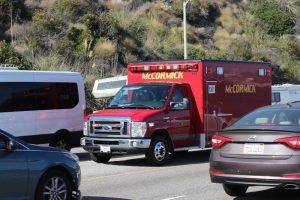 Detroit, MI - Oakland Officers Report Vehicle Collision, Injuries on I-75 at Rochester Rd