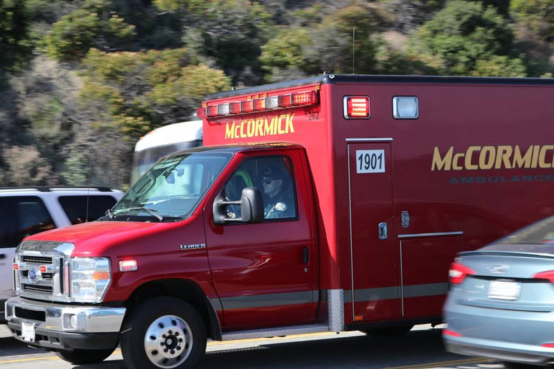 Kalamazoo, MI - Ambulance Struck by Car near