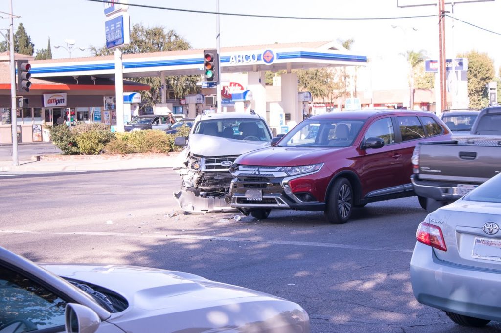 Detroit, MI - Collision at M-39 & Grand River Ave Causes Injuries