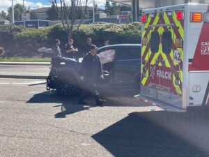 Detroit, MI - Rear-End Collision, Injuries at 26 Mile & Mound Rds