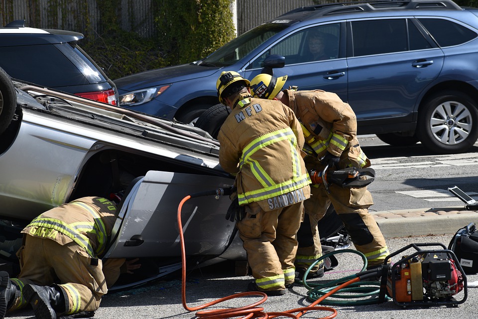 Detroit, MI – Crash at Telegraph Rd &