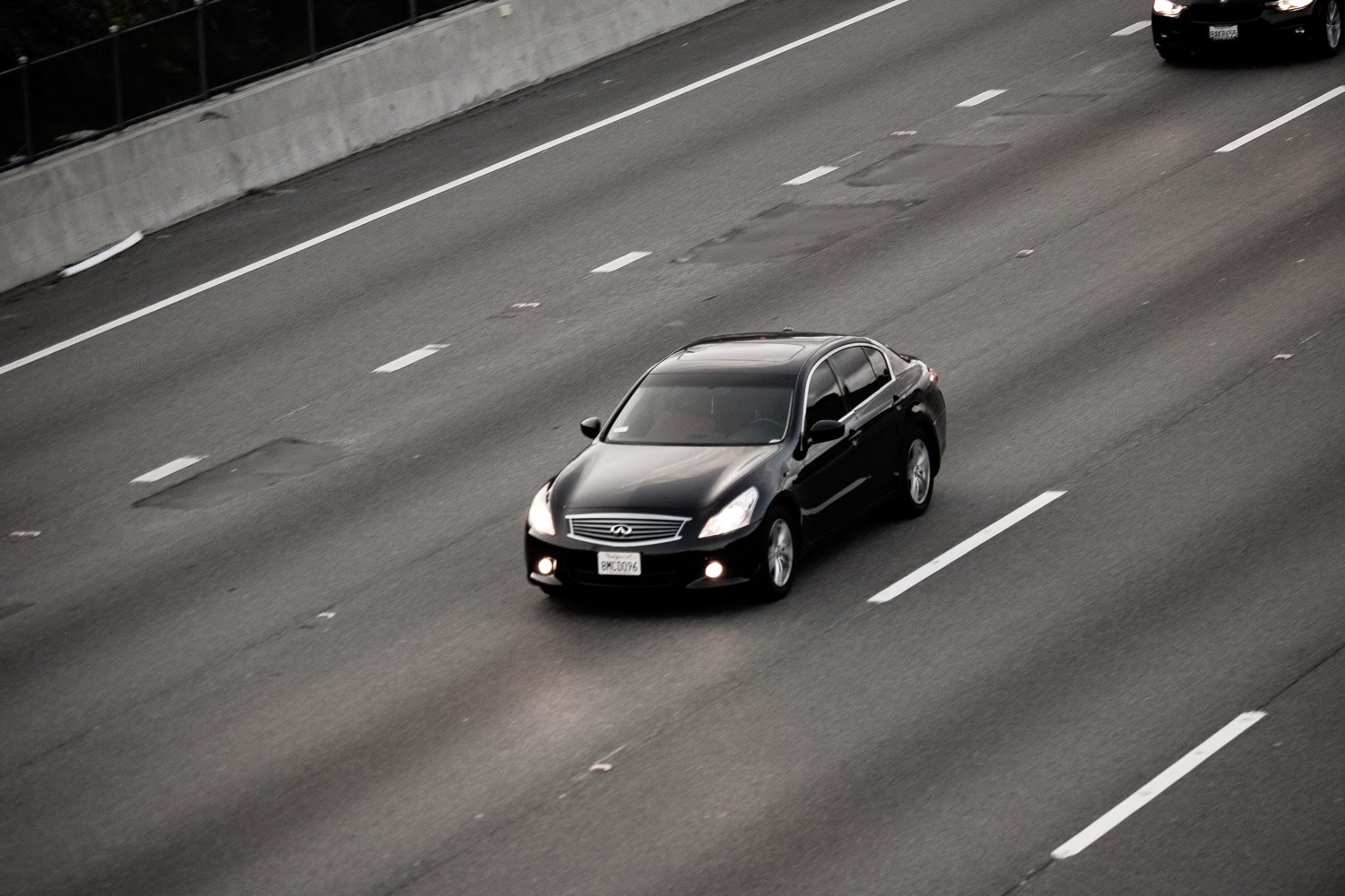 Detroit, MI - Two-Driver Crash, Injuries on I-96