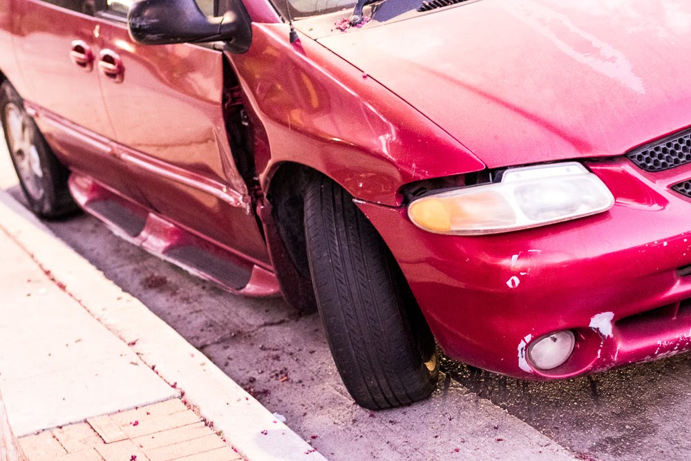 Flint, MI – Accident with Injuries on Robert