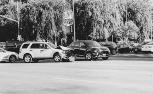 Warren, MI – Two Hurt in Rollover Crash on I-696 at Dequindre Rd