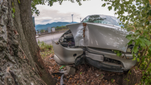 Oakland, MI – Accident reported on I-696 near M-10