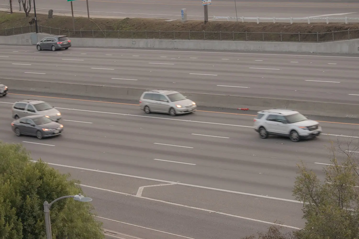 Auburn Hills, MI – Courtesy Patrol Van Struck on I-75 Near Baldwin Rd, Two Injured