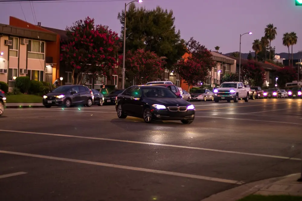 Flint, MI – Crash at Forest Hill Ave and Sloan St Ends in Injuries