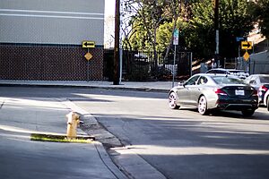 Flint, MI – Crash on Leslie Dr Leaves One Injured